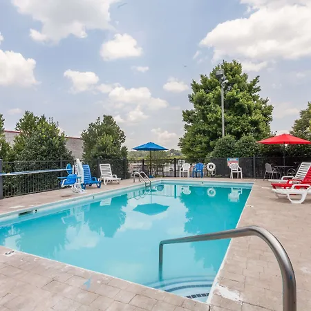 Baymont By Wyndham Columbia Maury-2