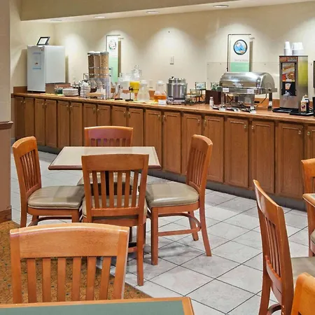 Country Inn & Suites By Radisson, Lansing, Mi-2