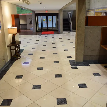 Gateway Hotel And Conference Center-2