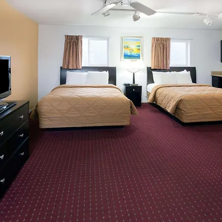 Days Inn By Wyndham Newport Or-3