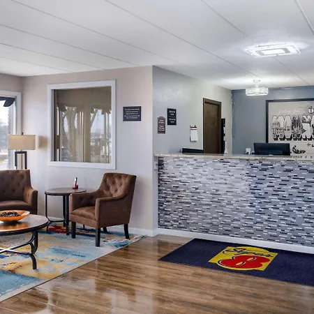Super 8 By Wyndham Owatonna-2