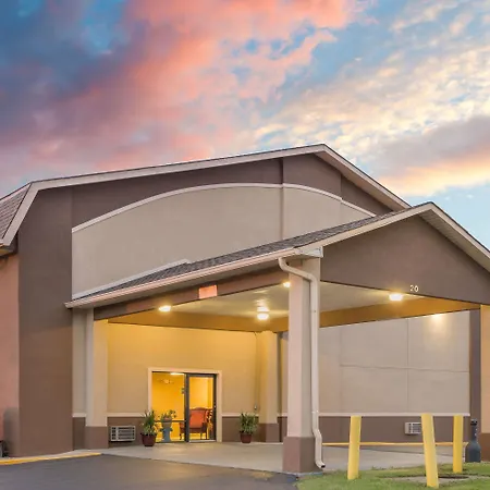 Super 8 By Wyndham Shelbyville-3
