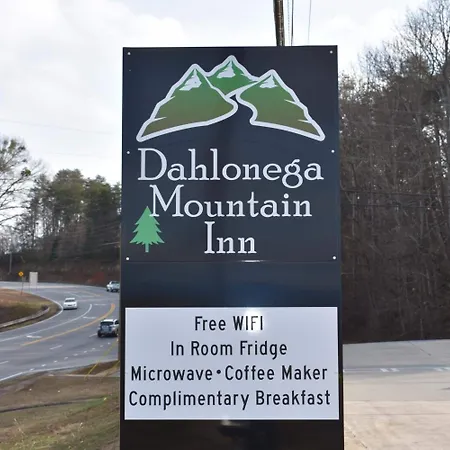 Dahlonega Mountain Inn-2