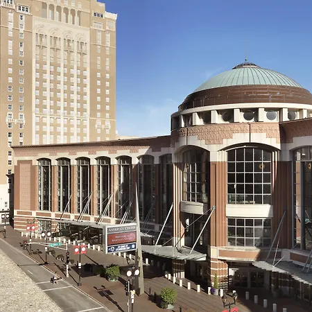 Courtyard St. Louis Downtown/Convention Center-2