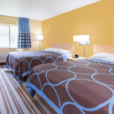 Super 8 By Wyndham Medina-2