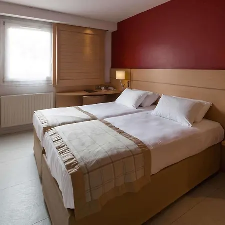 Best Western Plus Le Lavarin-3