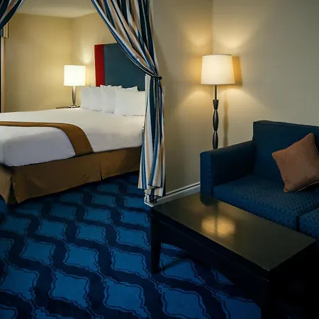 Plaza Inn & Suites At Ashland Creek-3
