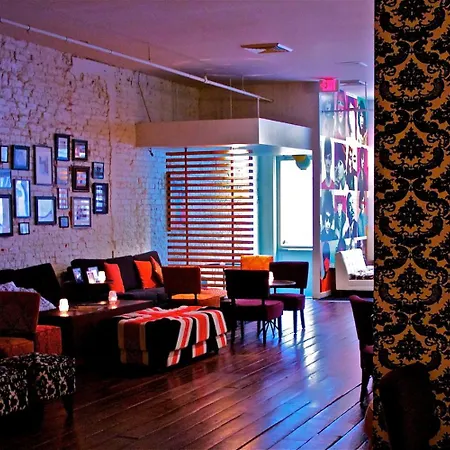 Loft 523-3