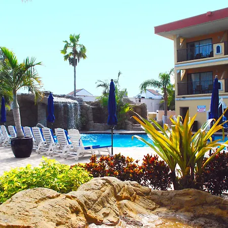 Coconut Cove All-Suite Hotel-2