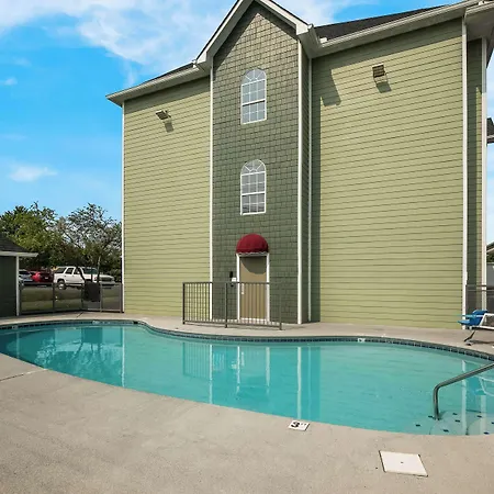 Surestay Plus Hotel By Best Western Sevierville-3