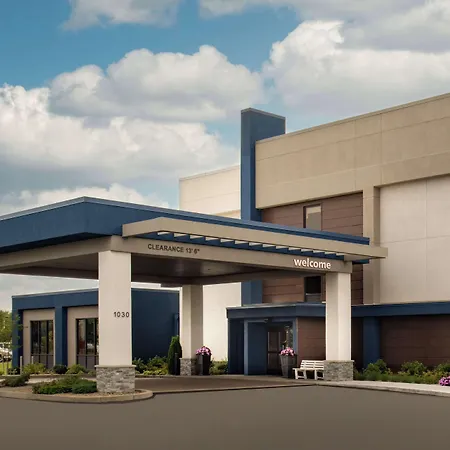 Hampton Inn Seekonk-3