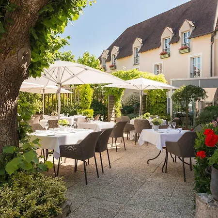 Hôtel Aux Vieux Remparts, The Originals Relais-2