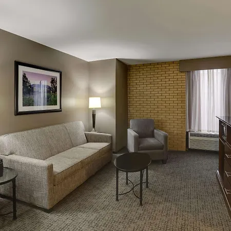 Drury Inn & Suites Columbus Dublin-3