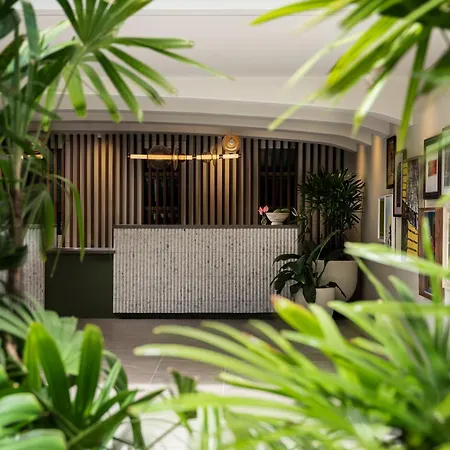 The Ambassador Hotel Of Waikiki, Tapestry Collection By Hilton-2