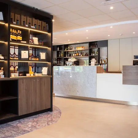 Brit Hotel Caen Nord - Mémorial-2