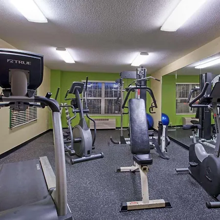 Country Inn & Suites By Radisson, Mason City, Ia-2