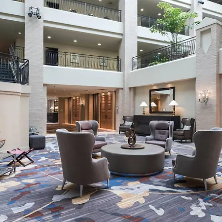 Renaissance New Orleans Arts Warehouse District Hotel-2