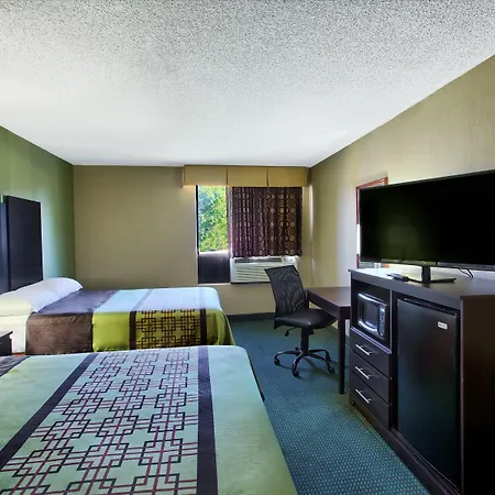 Super 8 By Wyndham Raleigh North East-3