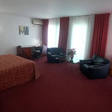 Cristal Palace Hotel-3