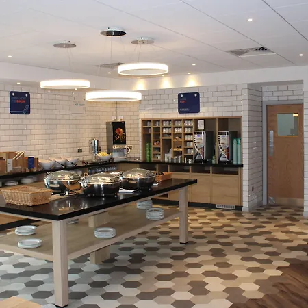 Holiday Inn Express Oxford Kassam Stadium By Ihg-2