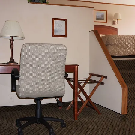 Luxury Inn & Suites-2