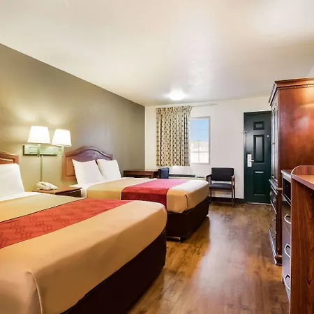 Econo Lodge Bartlesville Hwy 75-3