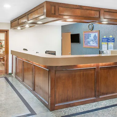 Days Inn & Suites By Wyndham Brinkley-3