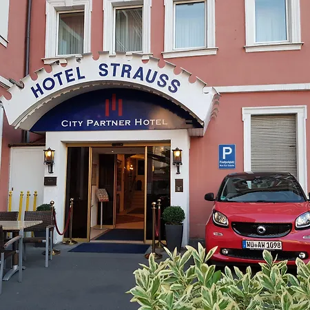 City Partner Hotel Strauss-3