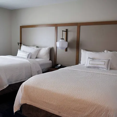 Fairfield By Marriott Youngstown/Austintown-2