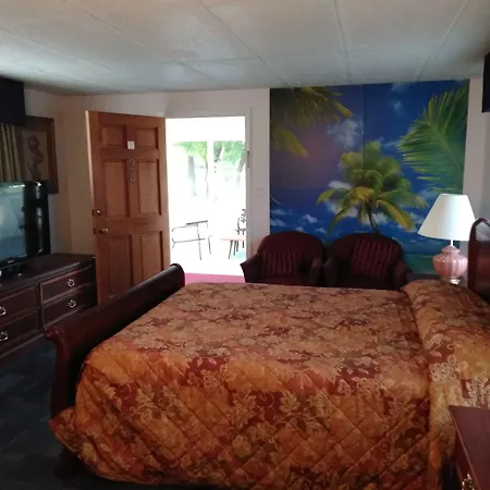 The Cardinal Inn-3