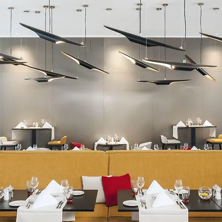 Avani Frankfurt City Hotel-3