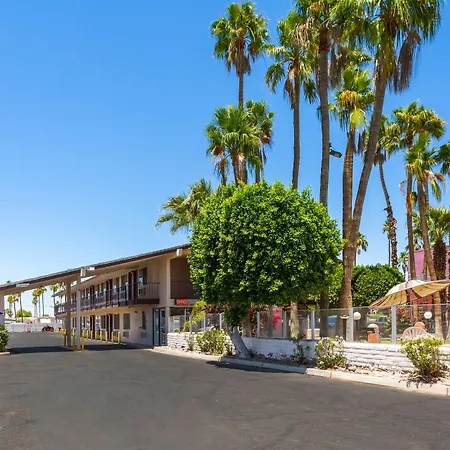 Knights Inn Yuma-2