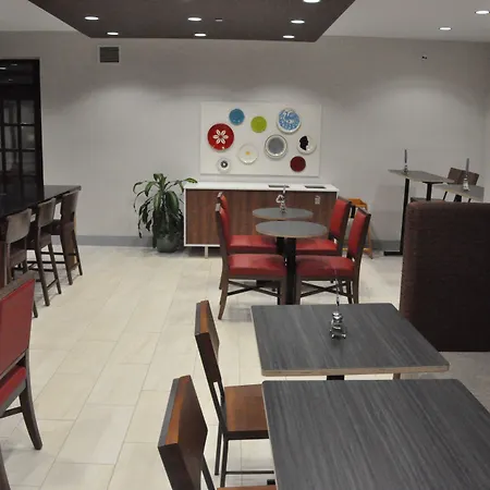 Holiday Inn Express & Suites Jackson By Ihg-2