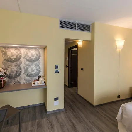 Hotel Donatello Imola-2