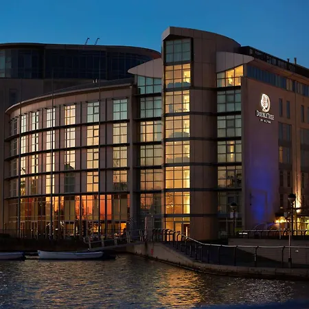 Doubletree By Hilton London Excel-3