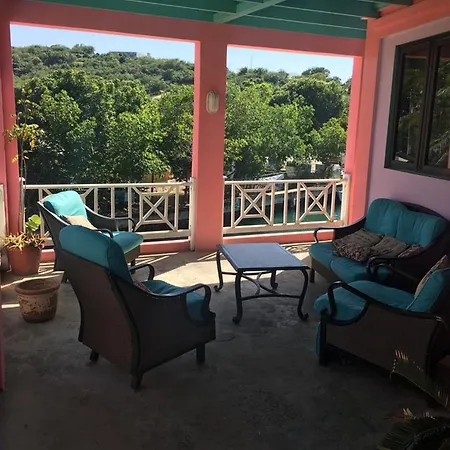 Mamacitas Guest House-3