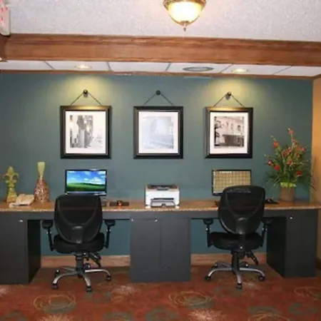 Auburn Place Hotel & Suites Cape Girardeau-3