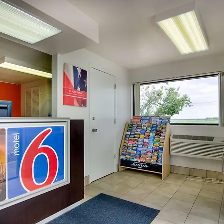 Motel 6-Salina, Ks-3