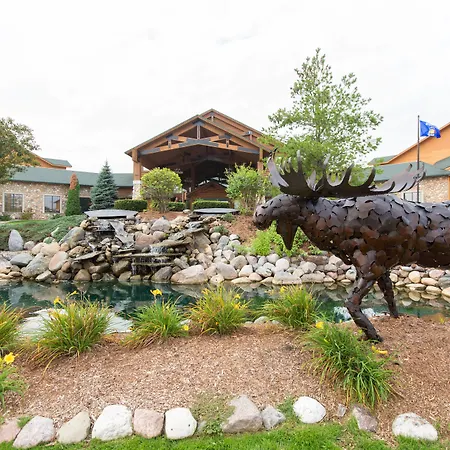 Tundra Lodge Resort - Waterpark & Conference Center-3