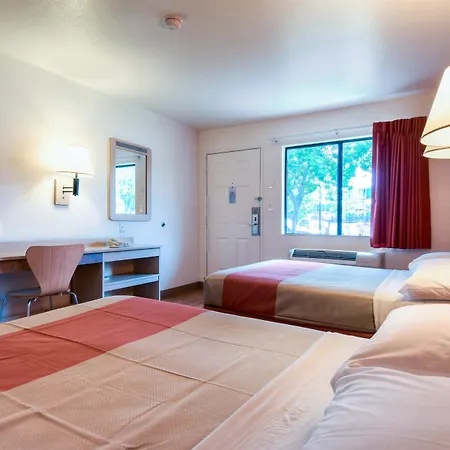 Motel 6-Escondido, Ca-3