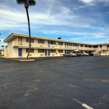 Motel 6-Cocoa Beach, Fl-3