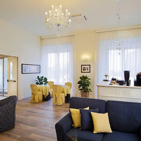Hotel Italia-3