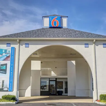 Motel 6-Dickson, Tn-2