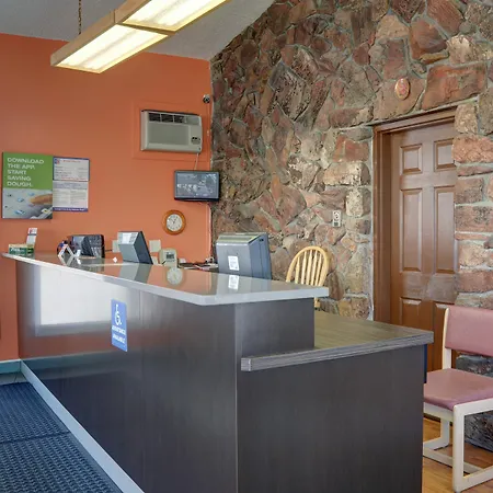 Motel 6-Bend, Or-3