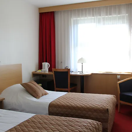 Bastion Hotel Leiden Voorschoten-3