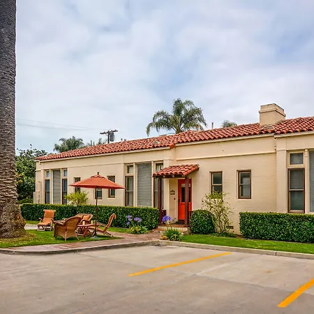 Harbor House Inn-2