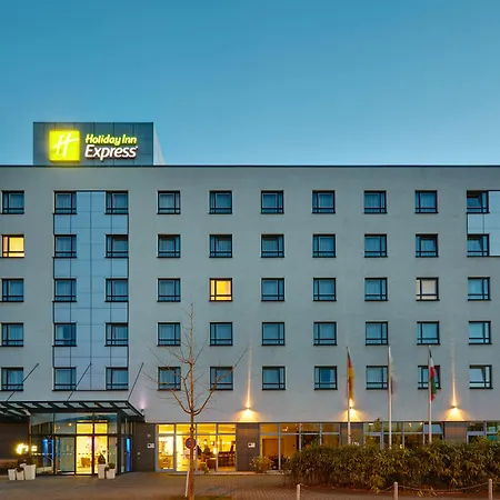 Holiday Inn Express Duesseldorf - City North By Ihg-2