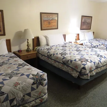 Chief Motel-2