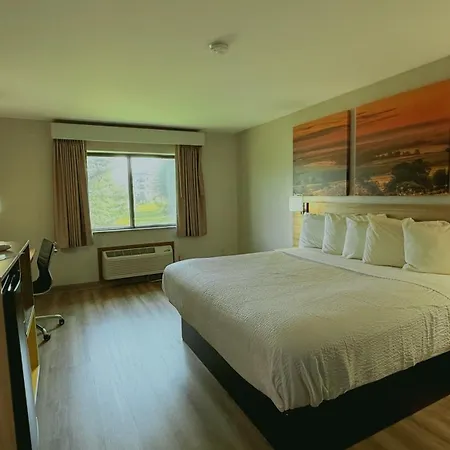 Days Inn By Wyndham Mankato-3