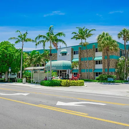 Surf Rider Resort-2